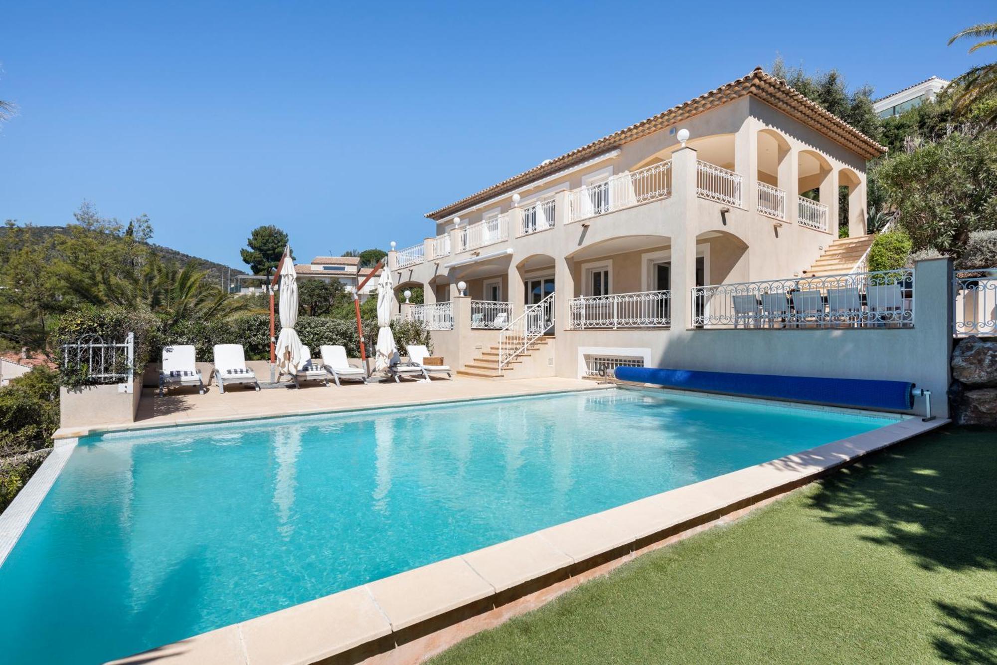 Villas Raphael Ле Исамбр Екстериор снимка