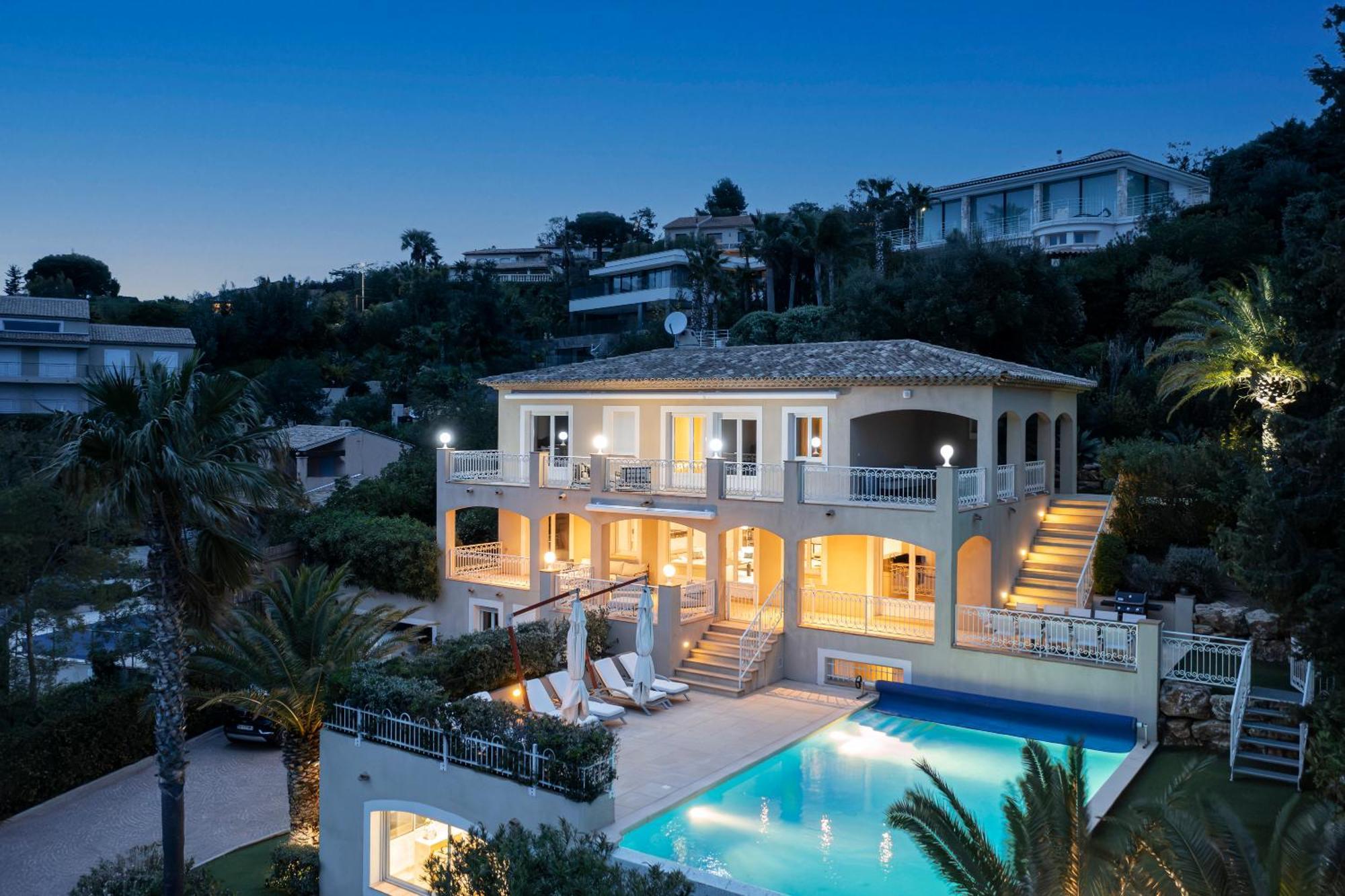 Villas Raphael Ле Исамбр Екстериор снимка