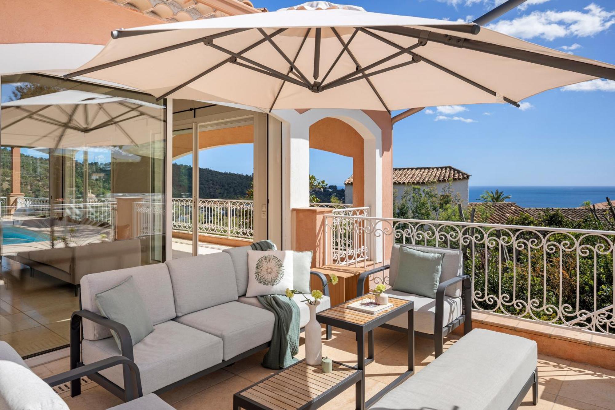 Villas Raphael Ле Исамбр Екстериор снимка
